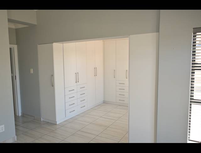 3 BEDROOM HOUSE FOR SALE IN HARTENBOS CENTRAL
